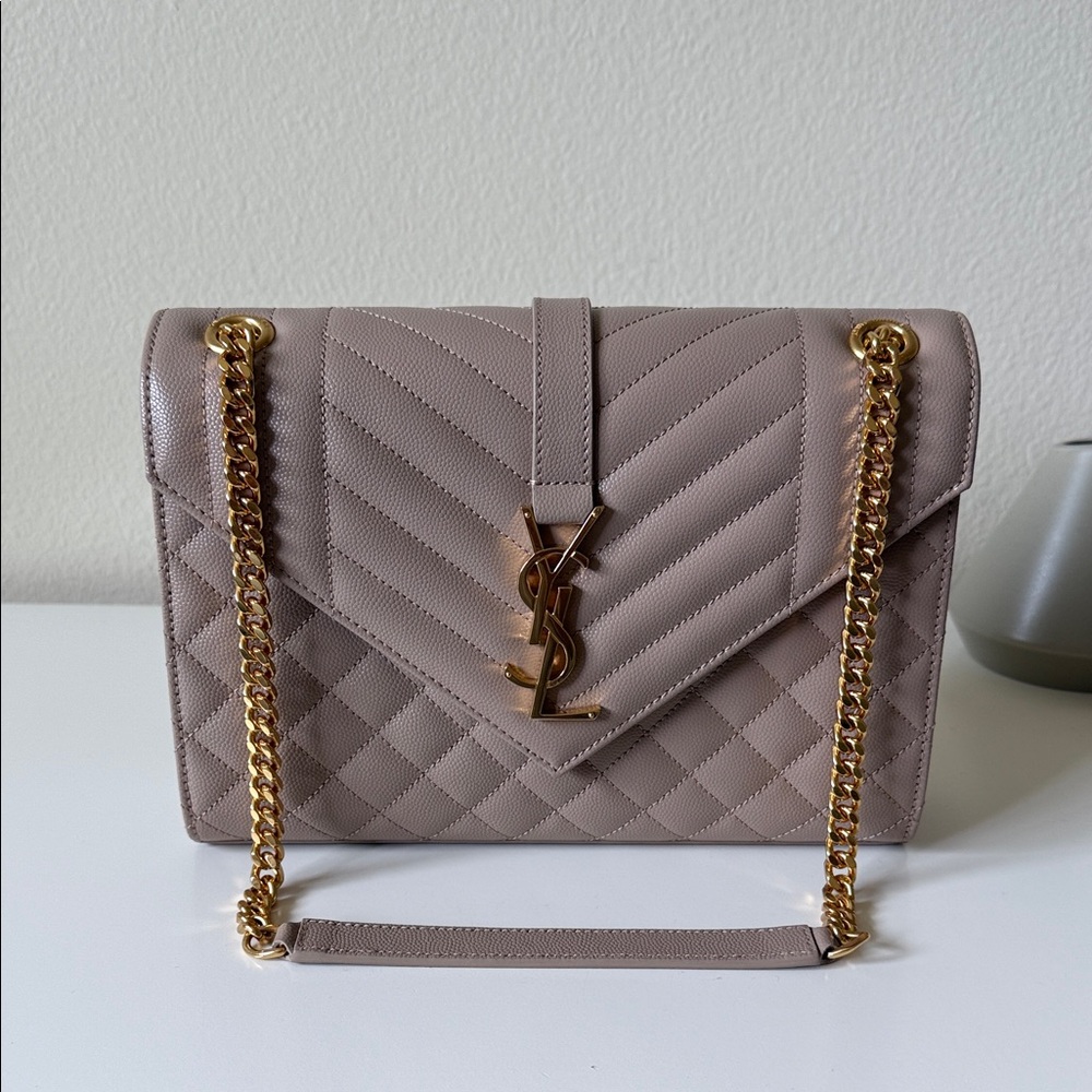 Yves Saint Laurent Beige Quilted Chain Shoulder Bag